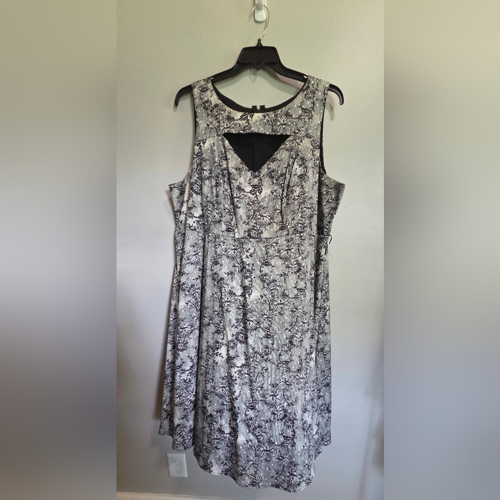 Torrid Black and White Floral Dress